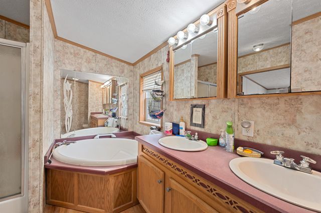 709 S Main Street, Franklin, NH 03235