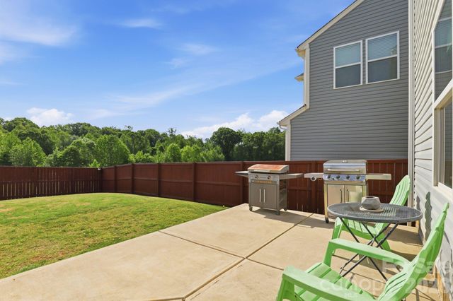 134 Fairfield Drive, Troutman, NC 28166