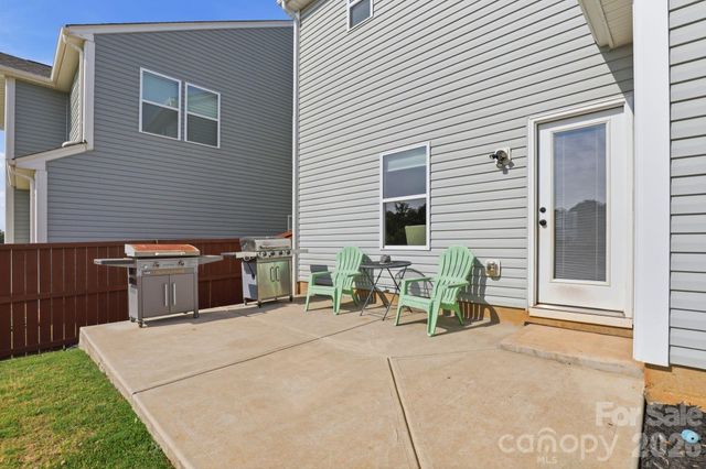 134 Fairfield Drive, Troutman, NC 28166