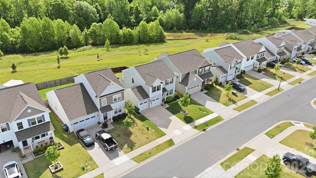 134 Fairfield Drive, Troutman, NC 28166