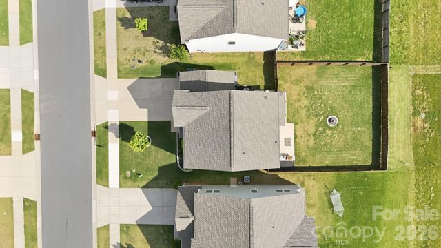134 Fairfield Drive, Troutman, NC 28166
