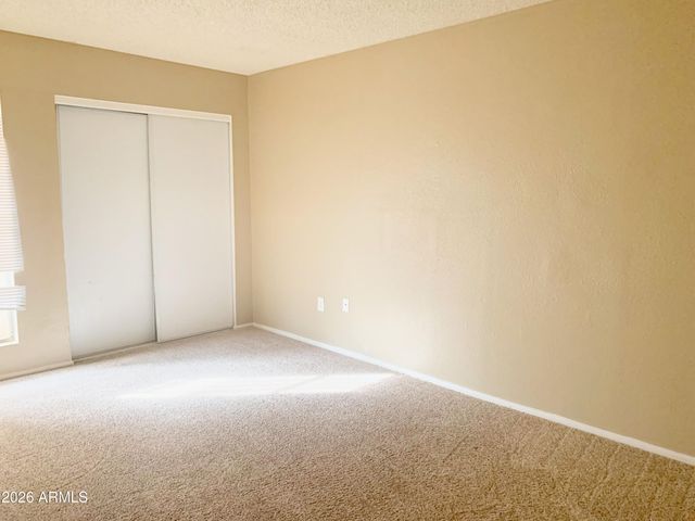 2804 N 43rd Avenue Apt D, Phoenix, AZ 85009