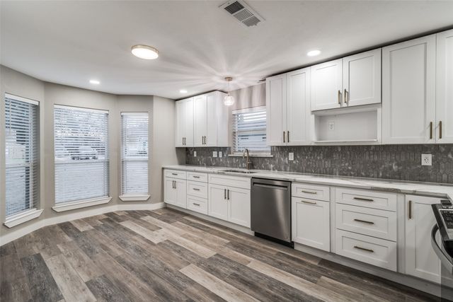 3500 Roberts Avenue, Dallas, TX 75215