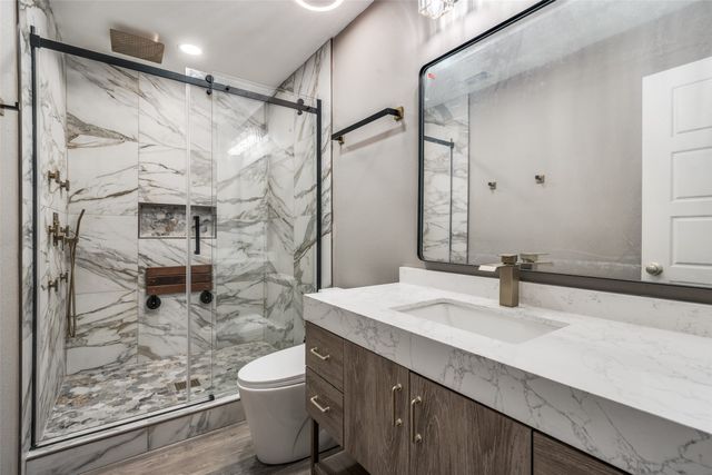 3500 Roberts Avenue, Dallas, TX 75215