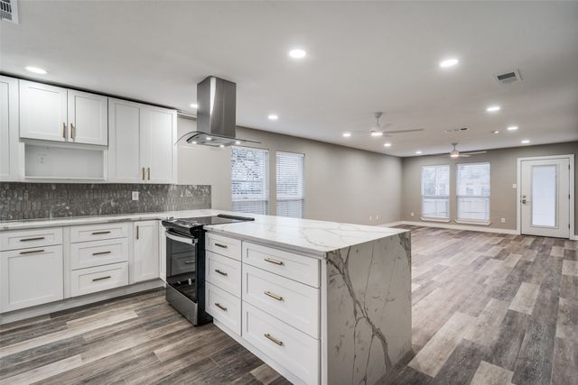 3500 Roberts Avenue, Dallas, TX 75215