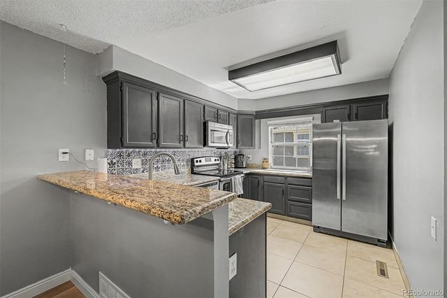 1981 S Hannibal Court B, Aurora, CO 80013