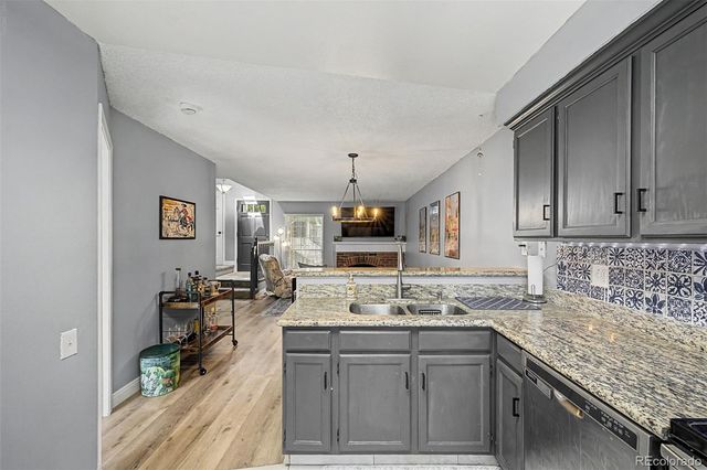 1981 S Hannibal Court B, Aurora, CO 80013
