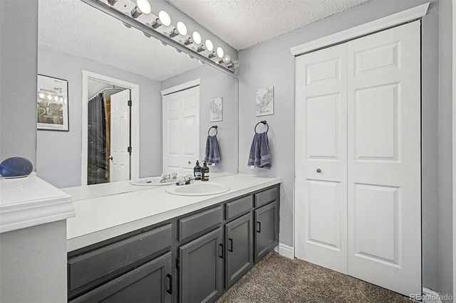 1981 S Hannibal Court B, Aurora, CO 80013