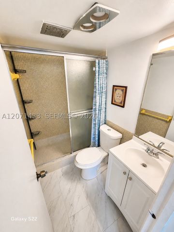 4881 NW 22nd St B15, Lauderhill, FL 33313