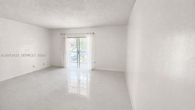 4881 NW 22nd St B15, Lauderhill, FL 33313
