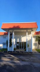 4881 NW 22nd St B15, Lauderhill, FL 33313