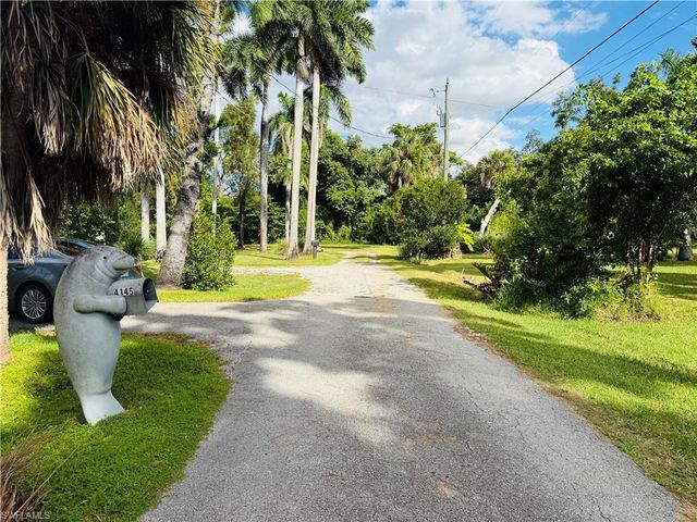 4145 Saums DR, North Fort Myers, FL 33903