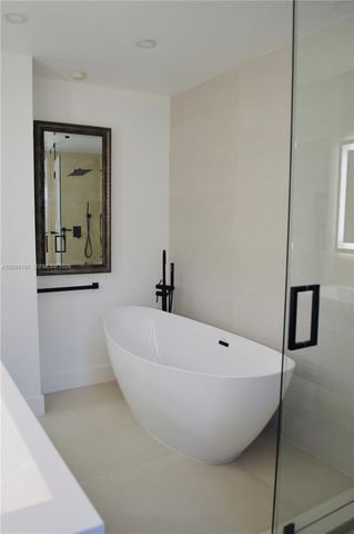 1524 NE 14th Ter, Fort Lauderdale, FL 33304