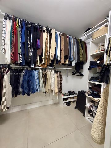 1524 NE 14th Ter, Fort Lauderdale, FL 33304