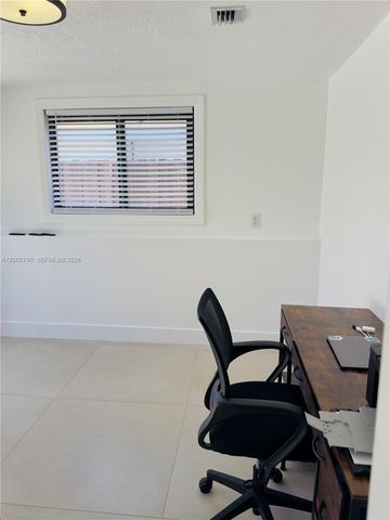 1524 NE 14th Ter, Fort Lauderdale, FL 33304