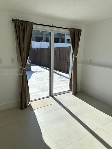 1524 NE 14th Ter, Fort Lauderdale, FL 33304