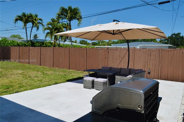 1524 NE 14th Ter, Fort Lauderdale, FL 33304