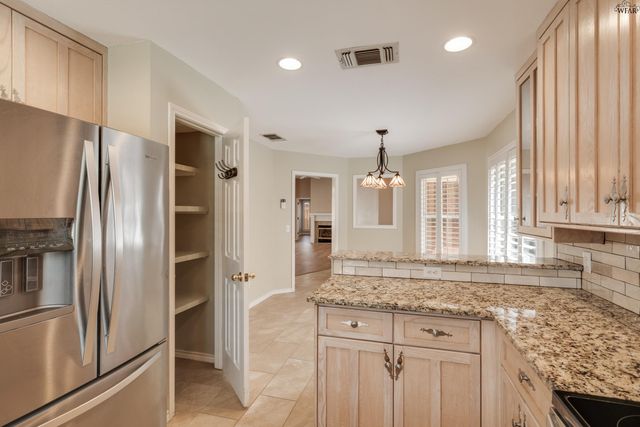 2853 JUDSON CIRCLE, Wichita Falls, TX 76308