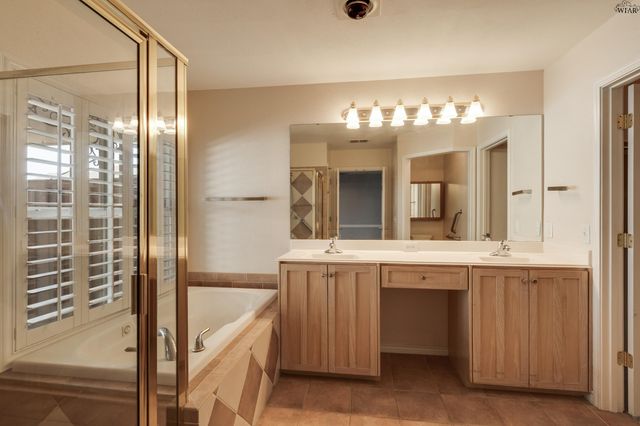 2853 JUDSON CIRCLE, Wichita Falls, TX 76308