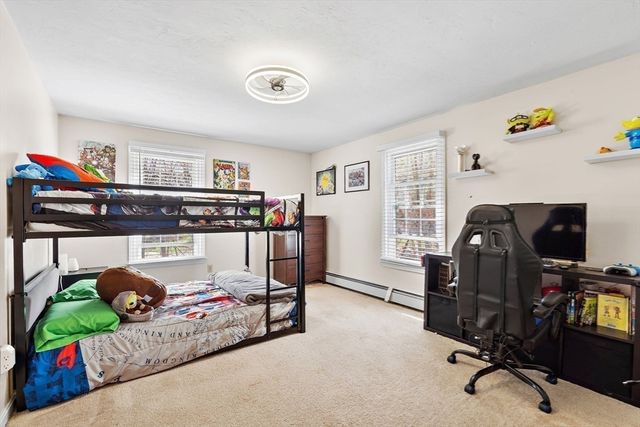 18 Villanova Dr, Westford, MA 01886