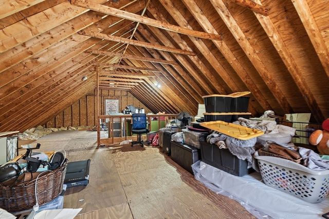 18 Villanova Dr, Westford, MA 01886