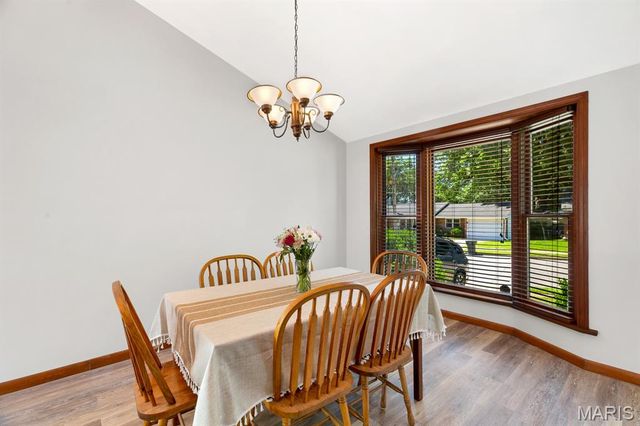 4037 Robert Avenue, St Louis, MO 63116