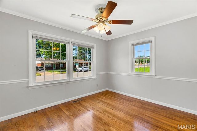 4037 Robert Avenue, St Louis, MO 63116