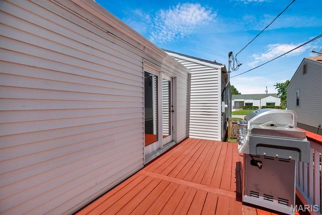 4037 Robert Avenue, St Louis, MO 63116