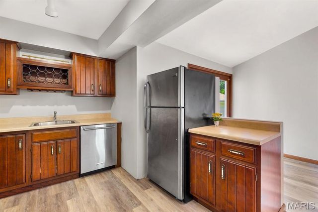 4037 Robert Avenue, St Louis, MO 63116