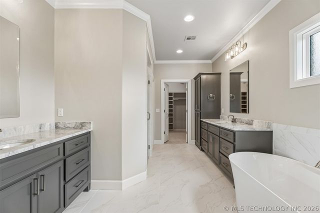 22018 E 113th Street North, Broken Arrow, OK 74014