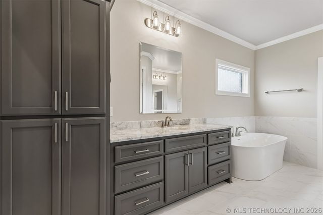 22018 E 113th Street North, Broken Arrow, OK 74014