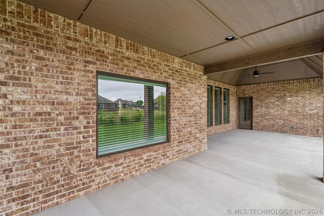22018 E 113th Street North, Broken Arrow, OK 74014