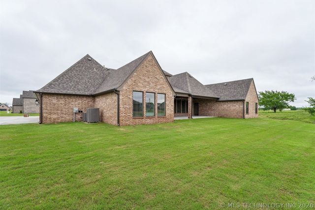 22018 E 113th Street North, Broken Arrow, OK 74014