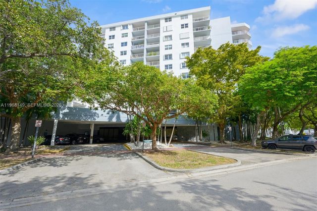 6900 Bay Dr 8A, Miami Beach, FL 33141