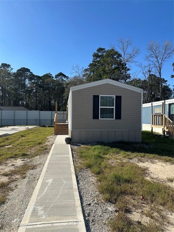 21504 Mexican John Road B, New Caney, TX 77357