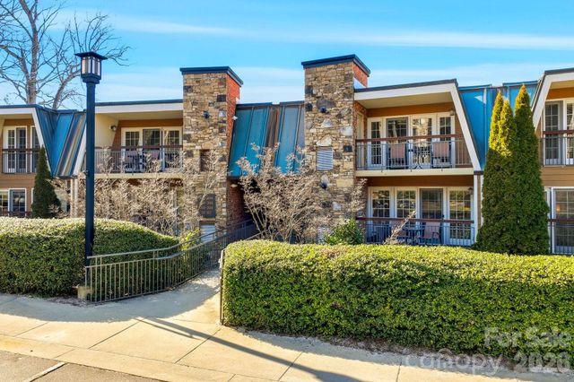 402 Bowling Park Road 402, Asheville, NC 28803