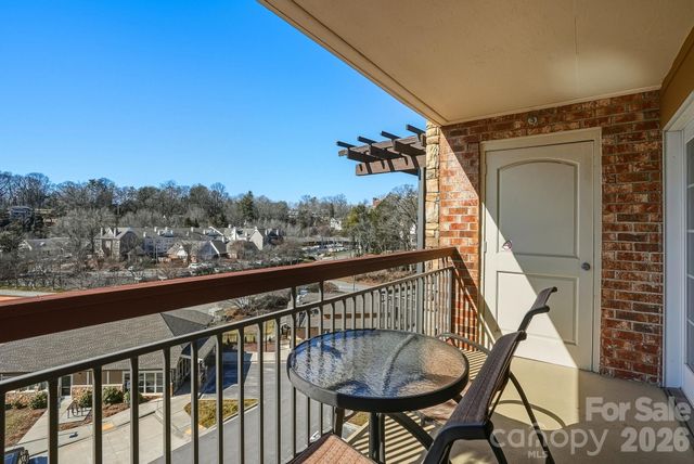 402 Bowling Park Road 402, Asheville, NC 28803