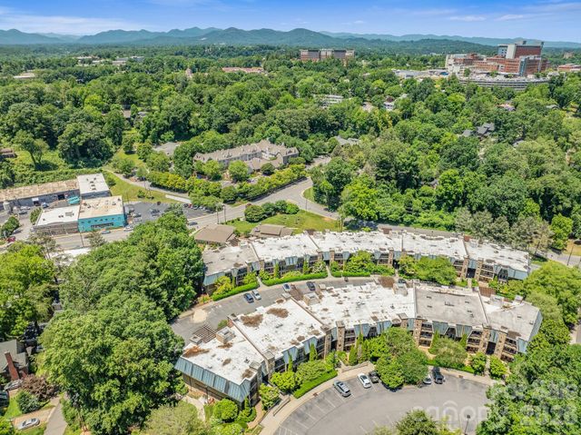 402 Bowling Park Road 402, Asheville, NC 28803