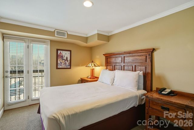 402 Bowling Park Road 402, Asheville, NC 28803