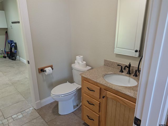 21855 S FM 148, Kemp, TX 75143