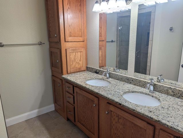 21855 S FM 148, Kemp, TX 75143