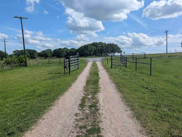 21855 S FM 148, Kemp, TX 75143