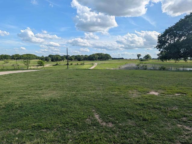 21855 S FM 148, Kemp, TX 75143