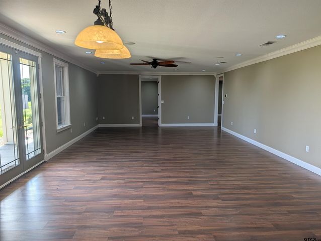 21855 S FM 148, Kemp, TX 75143