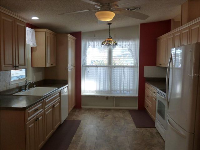 3145 HICKORY DRIVE, Wesley Chapel, FL 33543