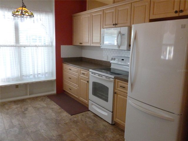 3145 HICKORY DRIVE, Wesley Chapel, FL 33543