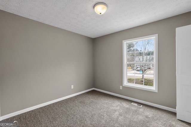 205 Pineknoll Court, Ellenwood, GA 30294