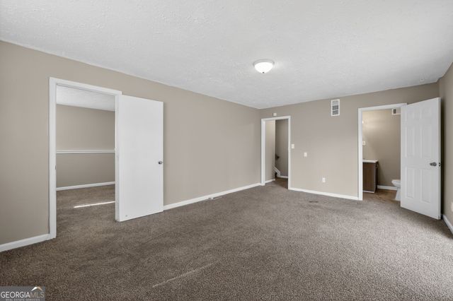 205 Pineknoll Court, Ellenwood, GA 30294