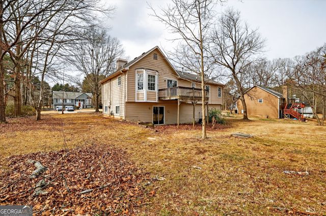 205 Pineknoll Court, Ellenwood, GA 30294