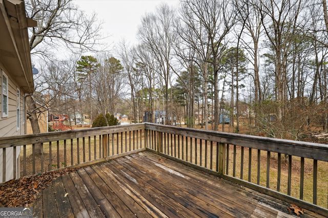 205 Pineknoll Court, Ellenwood, GA 30294